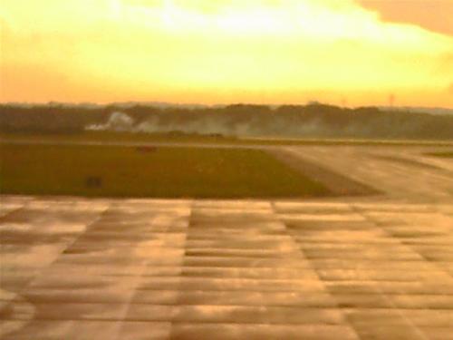 Investigan causas de incidente del aeronave que se le quemó el motor